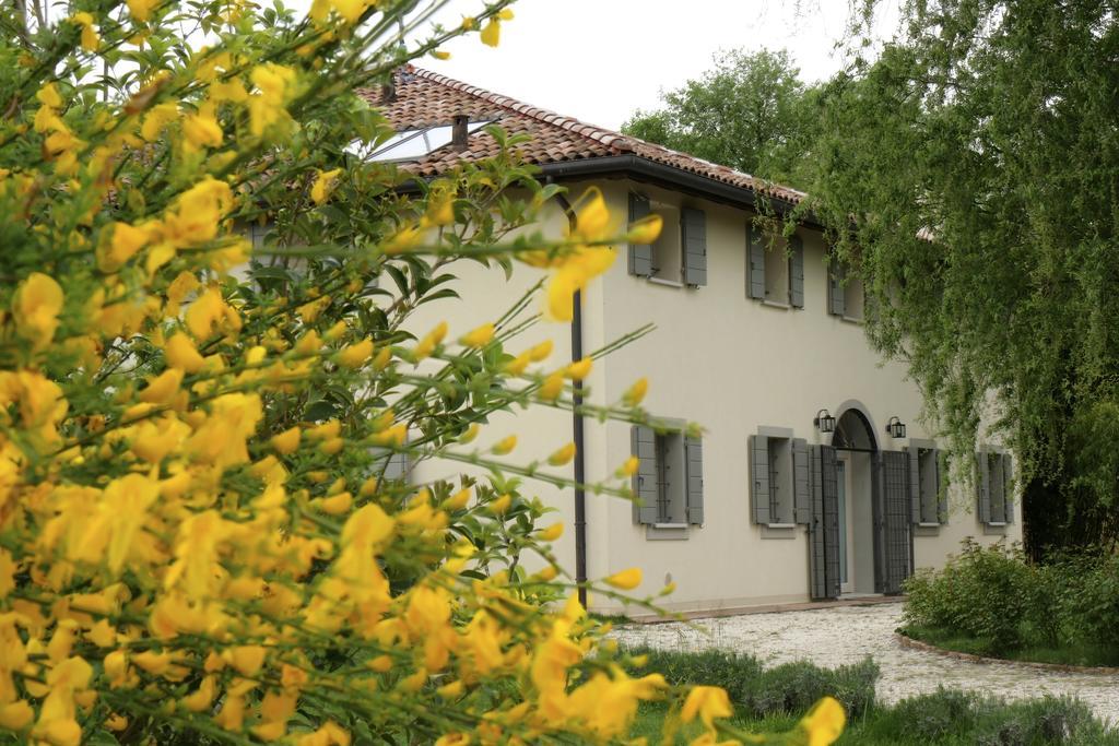 Locanda Del Toro Calderara di Reno Eksteriør bilde