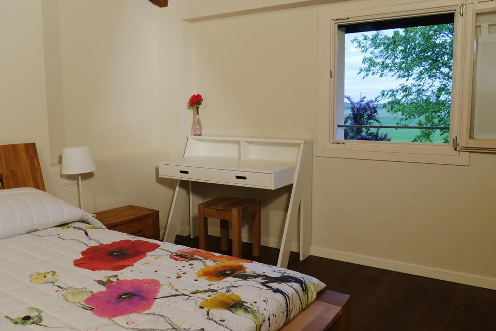 Locanda Del Toro Calderara di Reno Rom bilde